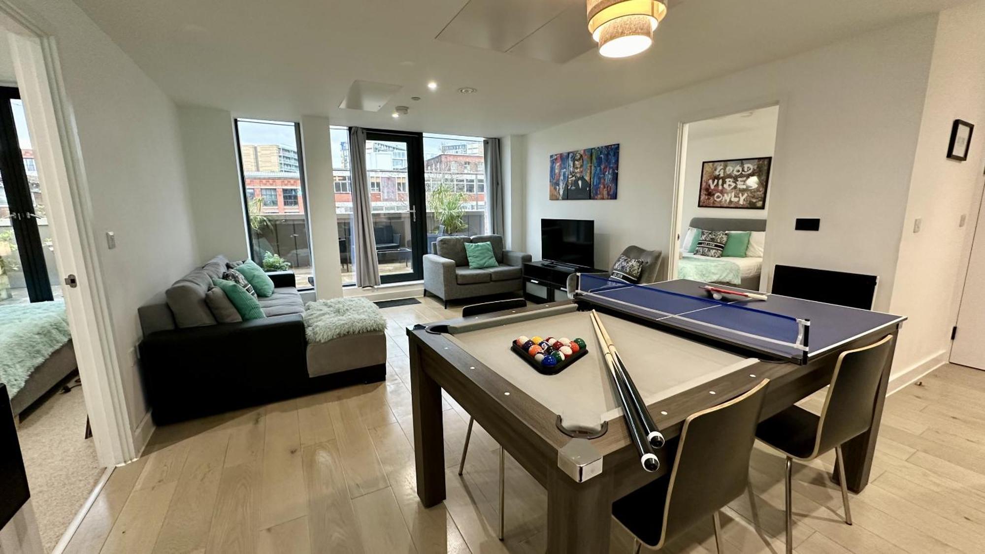 Lux Livin' Apartments - Luxury 2 Bed Apartment With Sky Garden 맨체스터 외부 사진