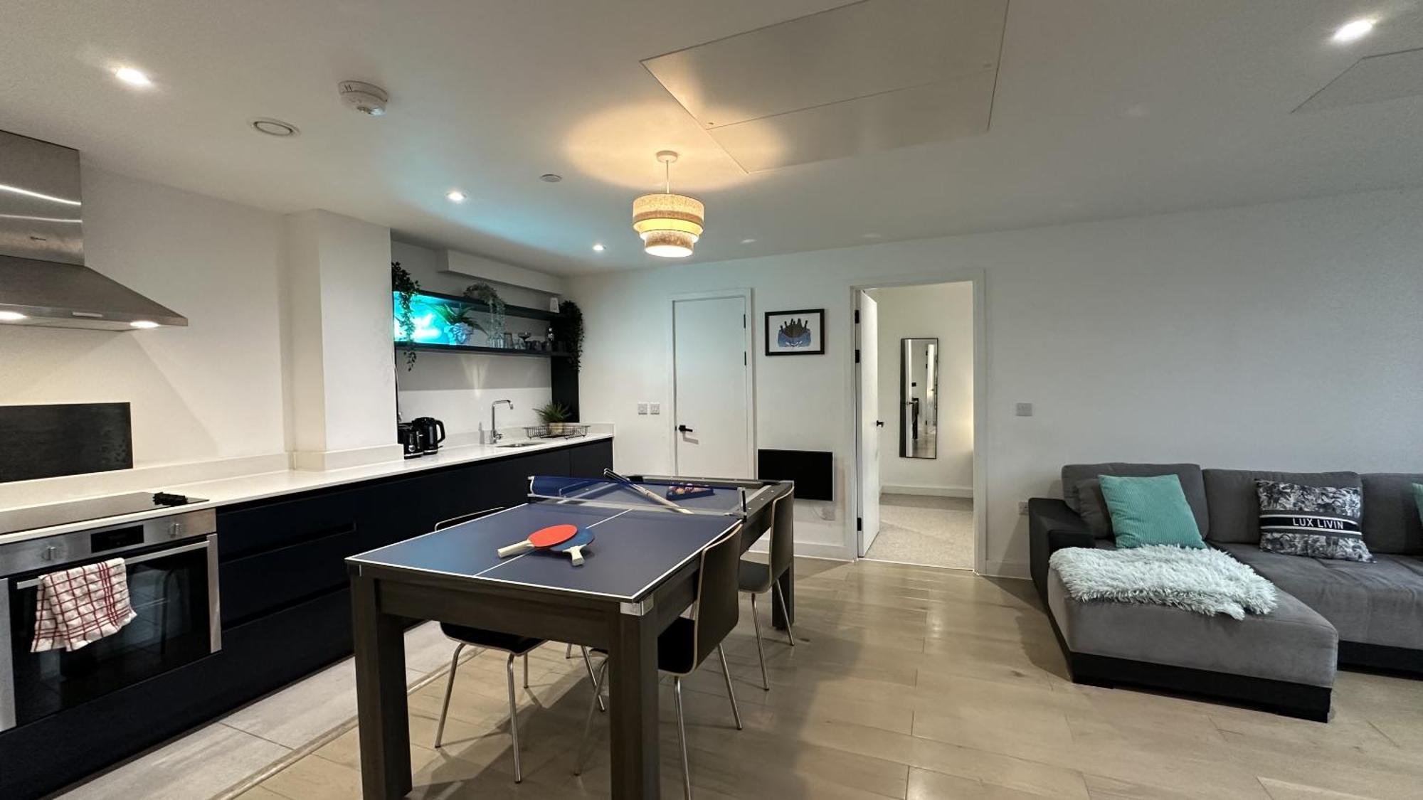 Lux Livin' Apartments - Luxury 2 Bed Apartment With Sky Garden 맨체스터 외부 사진
