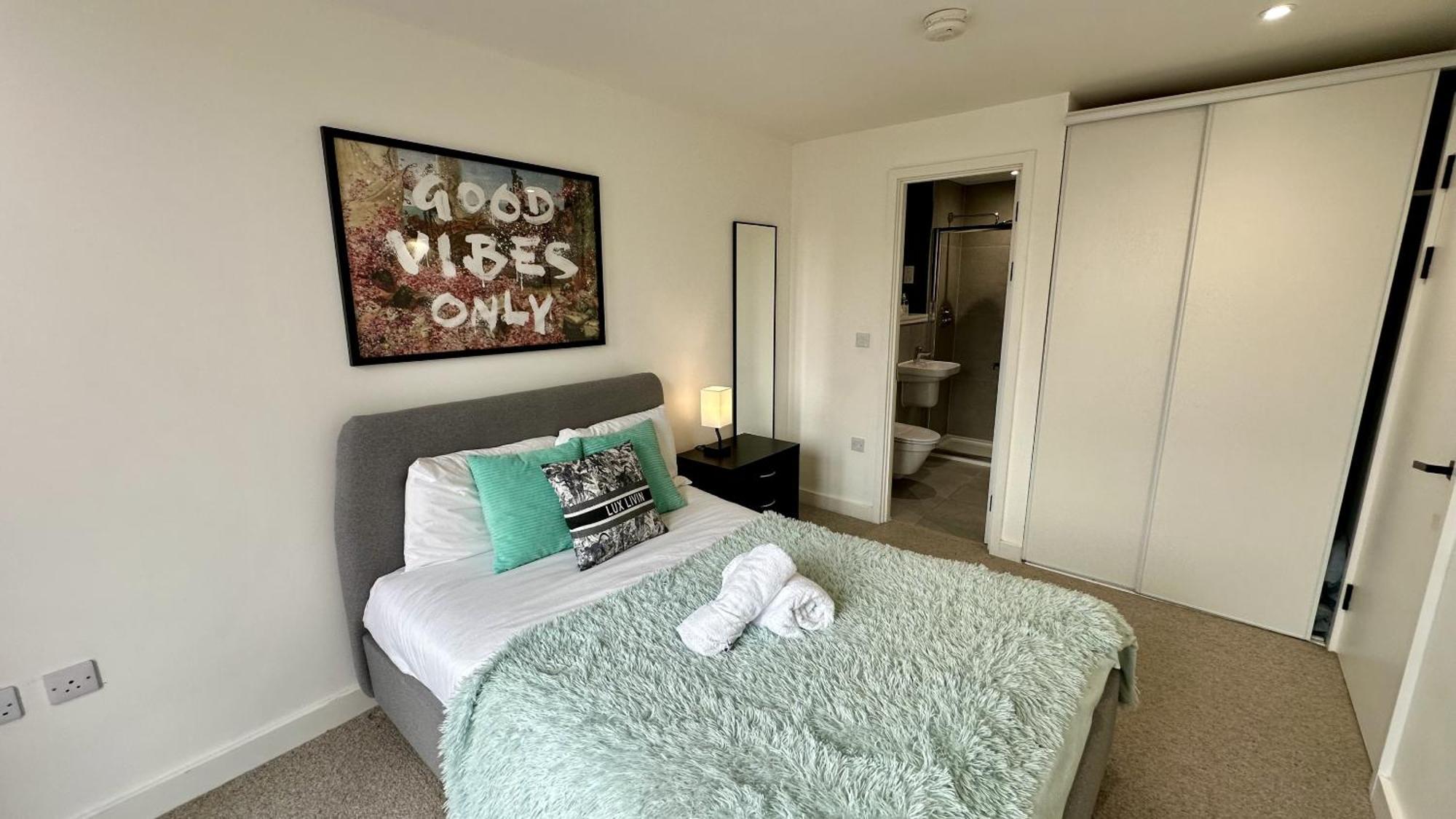 Lux Livin' Apartments - Luxury 2 Bed Apartment With Sky Garden 맨체스터 외부 사진