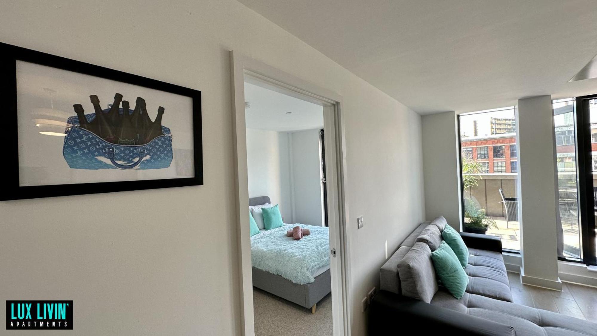 Lux Livin' Apartments - Luxury 2 Bed Apartment With Sky Garden 맨체스터 객실 사진